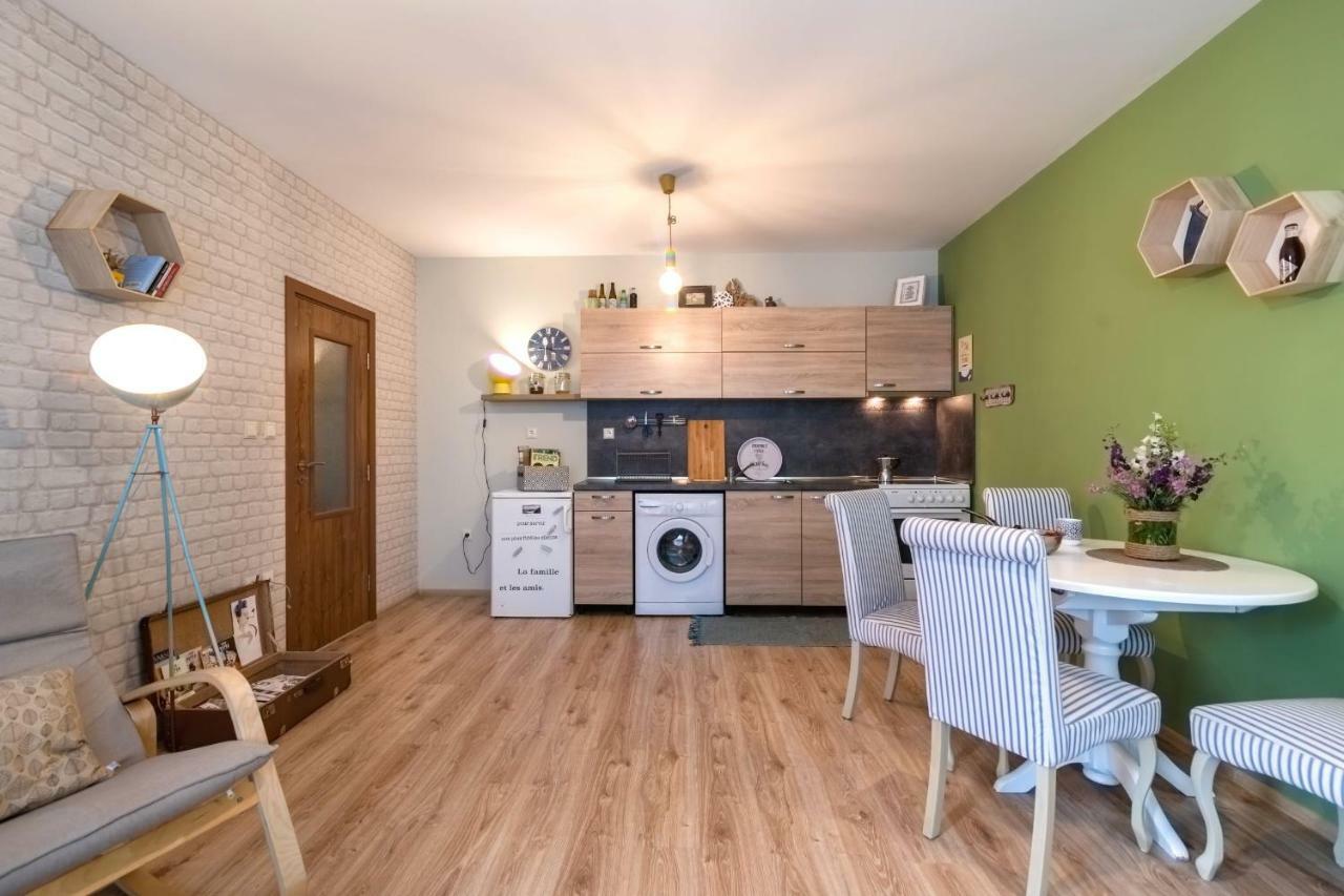 Soulful Apartments Varna Buitenkant foto